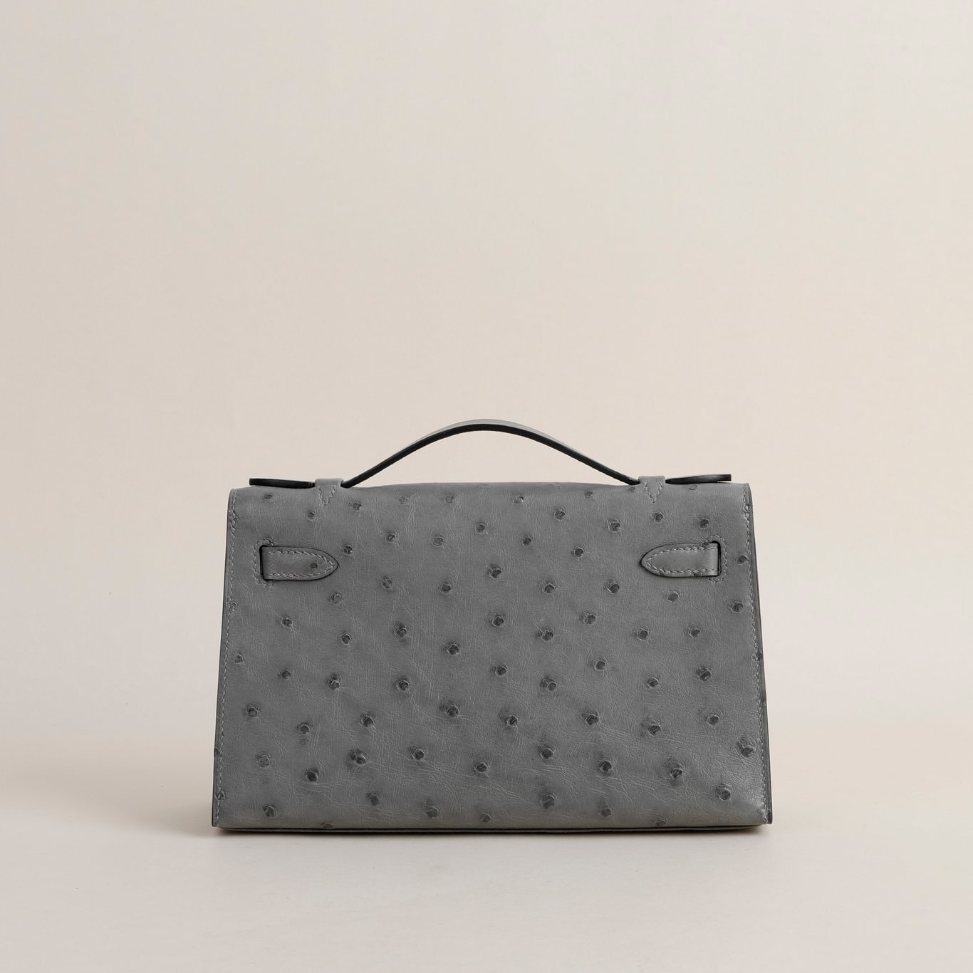 Kelly pochette Ostrich 4Z Gris Mouette PHW