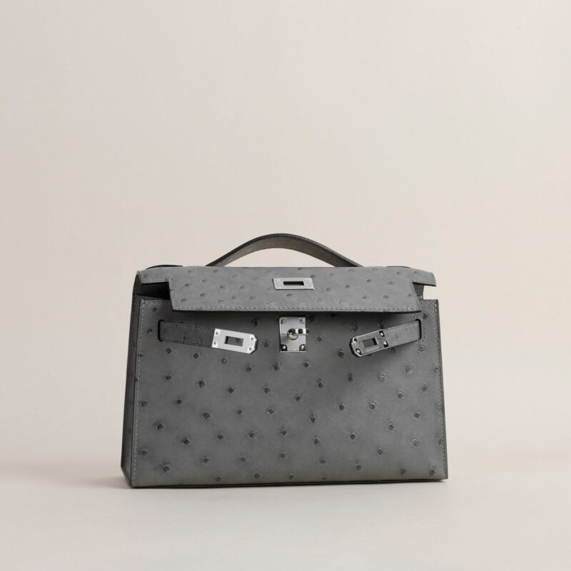 Kelly pochette Ostrich 4Z Gris Mouette PHW