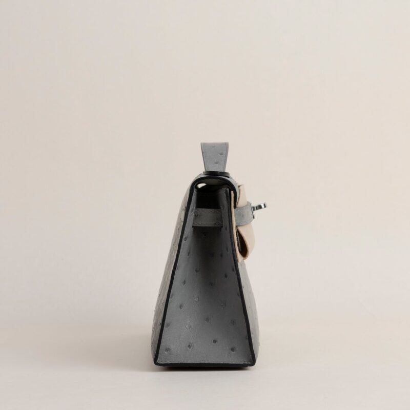 Kelly pochette Ostrich 4Z Gris Mouette PHW