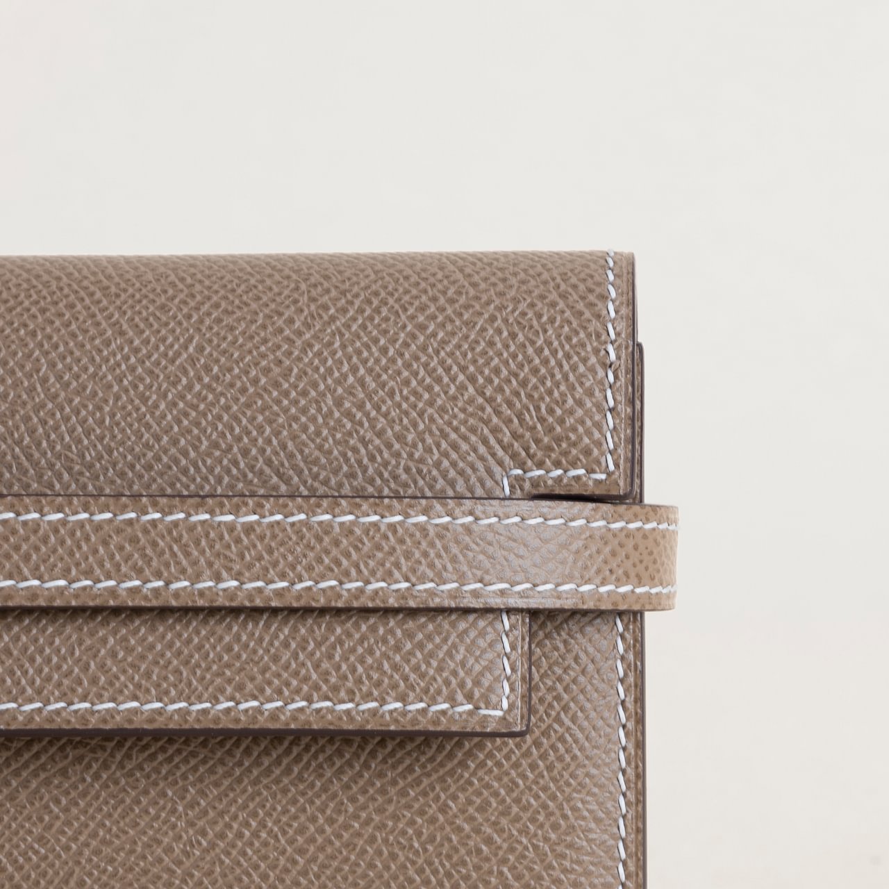 Kelly wallet Epsom CK18 Etoupe PHW